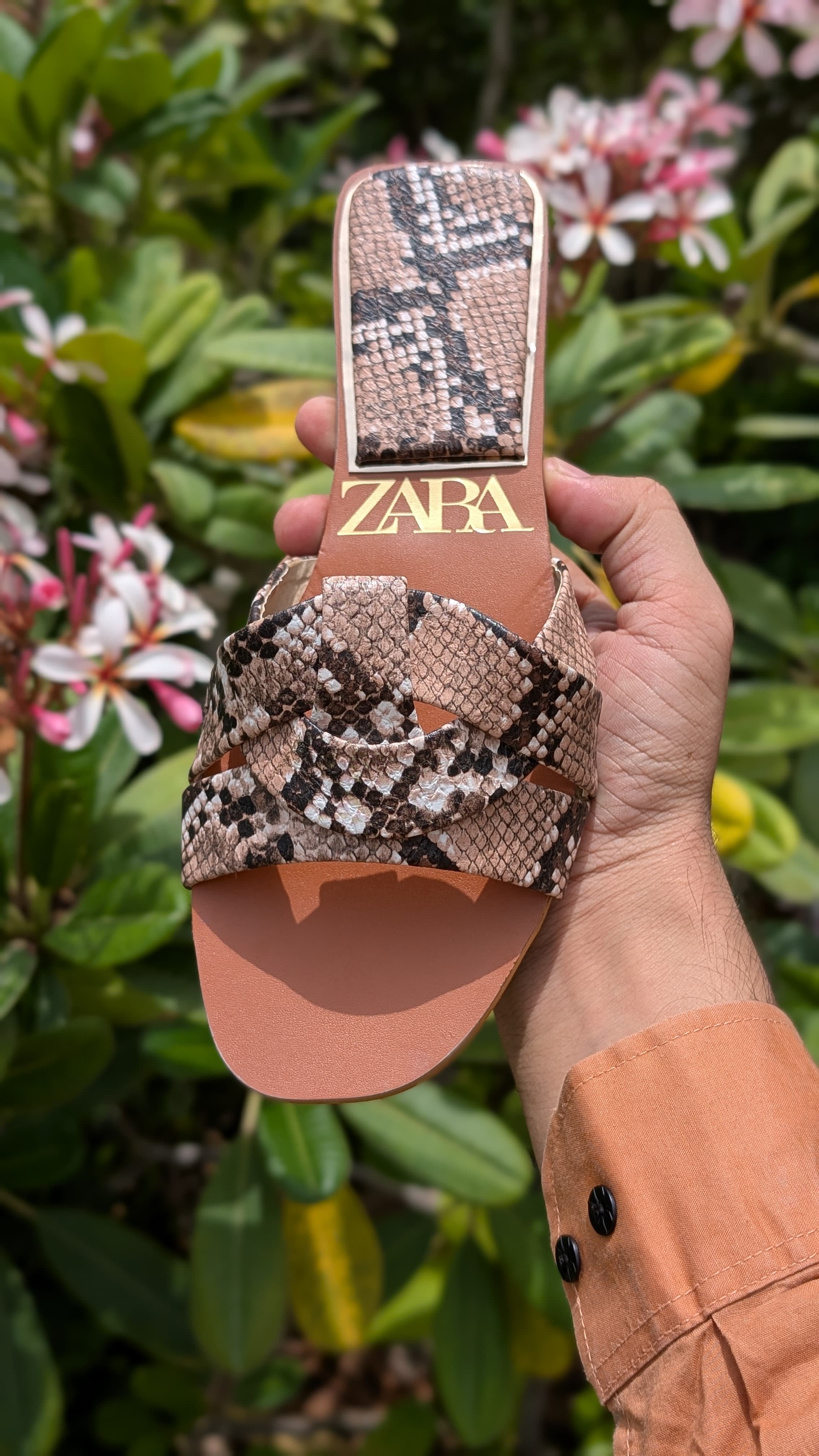 Zar'a-basic-slippers*