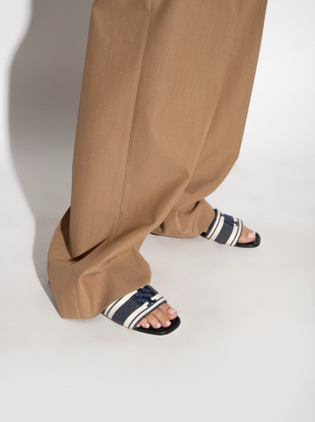 T-o-r-y Burch Embroidery Flat Slipper